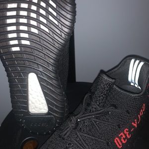 Bred Yeezy 350 V2